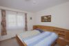Doppelhaus mit 4 Etagen und großem Garten in Faurndau - sofort frei! - Schlafzimmer Erdgeschoss